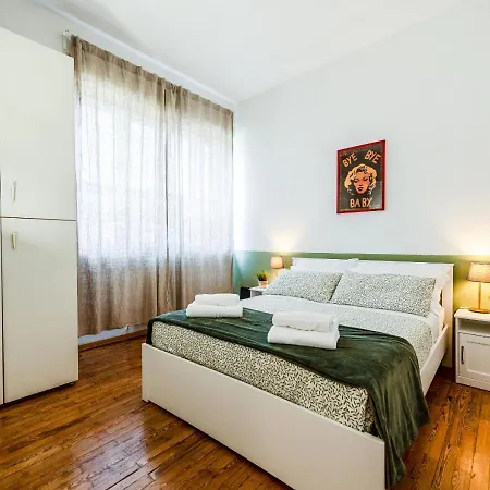Apartment Milanese Elegance - 15 Minutes Duomo *