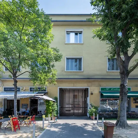 Milanese Elegance - 15 Minutes Duomo Apartment *
